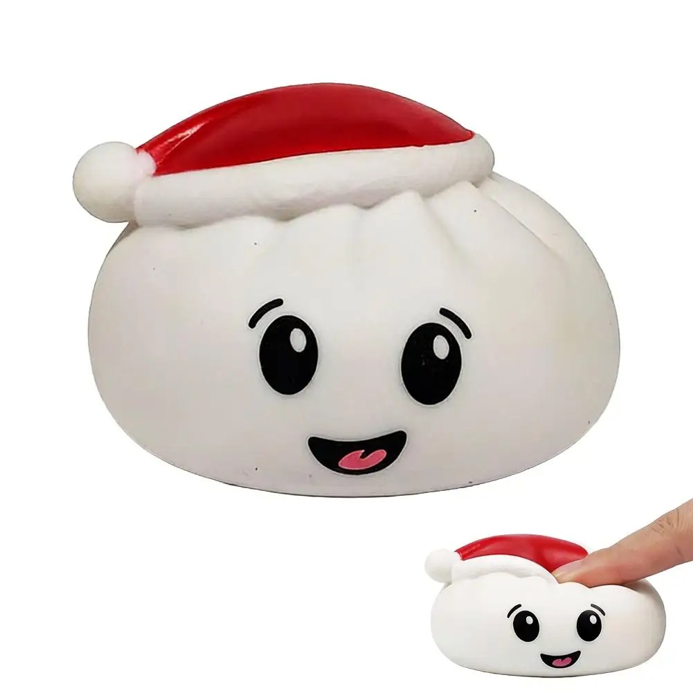 Boutique Planete Jouets France - Squishy Dumpling Bonnet de Père Noël – Rose, Rouge, Blanc ou Vert 4 Squishy dumpling blanc avec bonnet de Père Noël - Planete Jouets France
