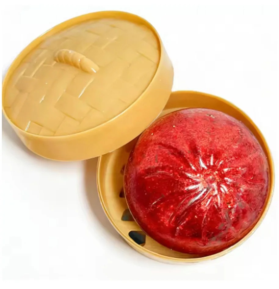 Boutique Planete Jouets France - Blind Box Squishy Dumpling Pailleté – 12 Couleurs à Collectionner 8 Squishy dumpling rouge pailleté dans son mini panier - Planete Jouets France